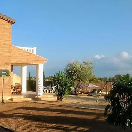 Buena Vista - 5 Bedroom Fully Air-conditioned With Private Swimming Pool Villa *