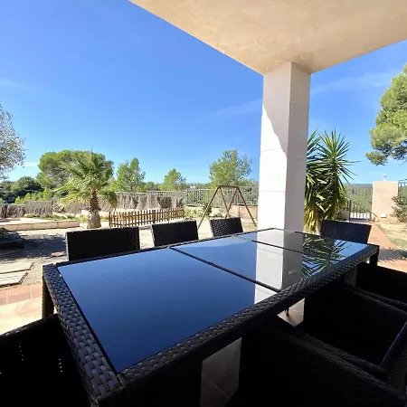 Buena Vista - 5 Bedroom Fully Air-conditioned With Private Swimming Pool Villa *