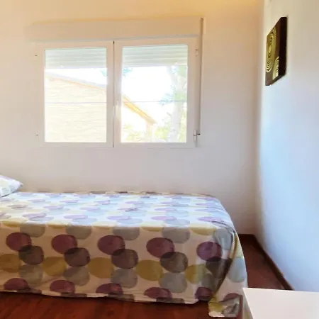 Buena Vista - 5 Bedroom Fully Air-conditioned With Private Swimming Pool *